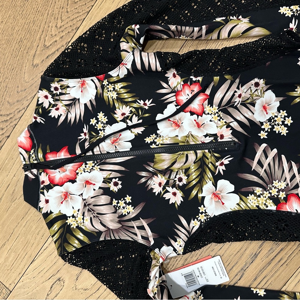 Hurley X Carissa Moore Highland Tropics MAX L/S Moderate Surfsuit Swimsuit SET - Picture 3 of 9